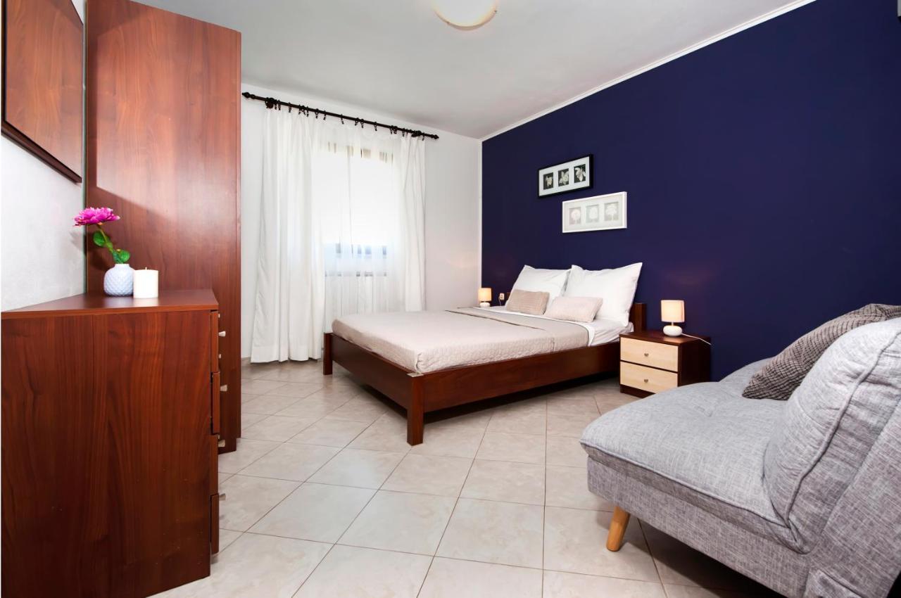 Apartments Vanda โรวีน ภายนอก รูปภาพ