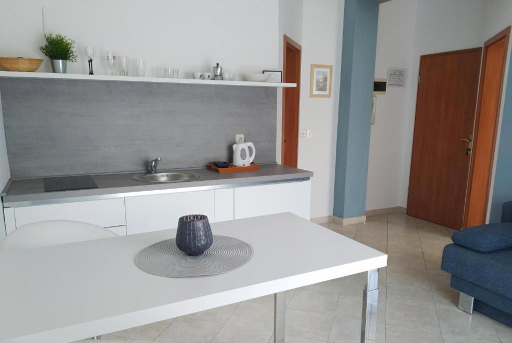 Apartments Vanda โรวีน ภายนอก รูปภาพ