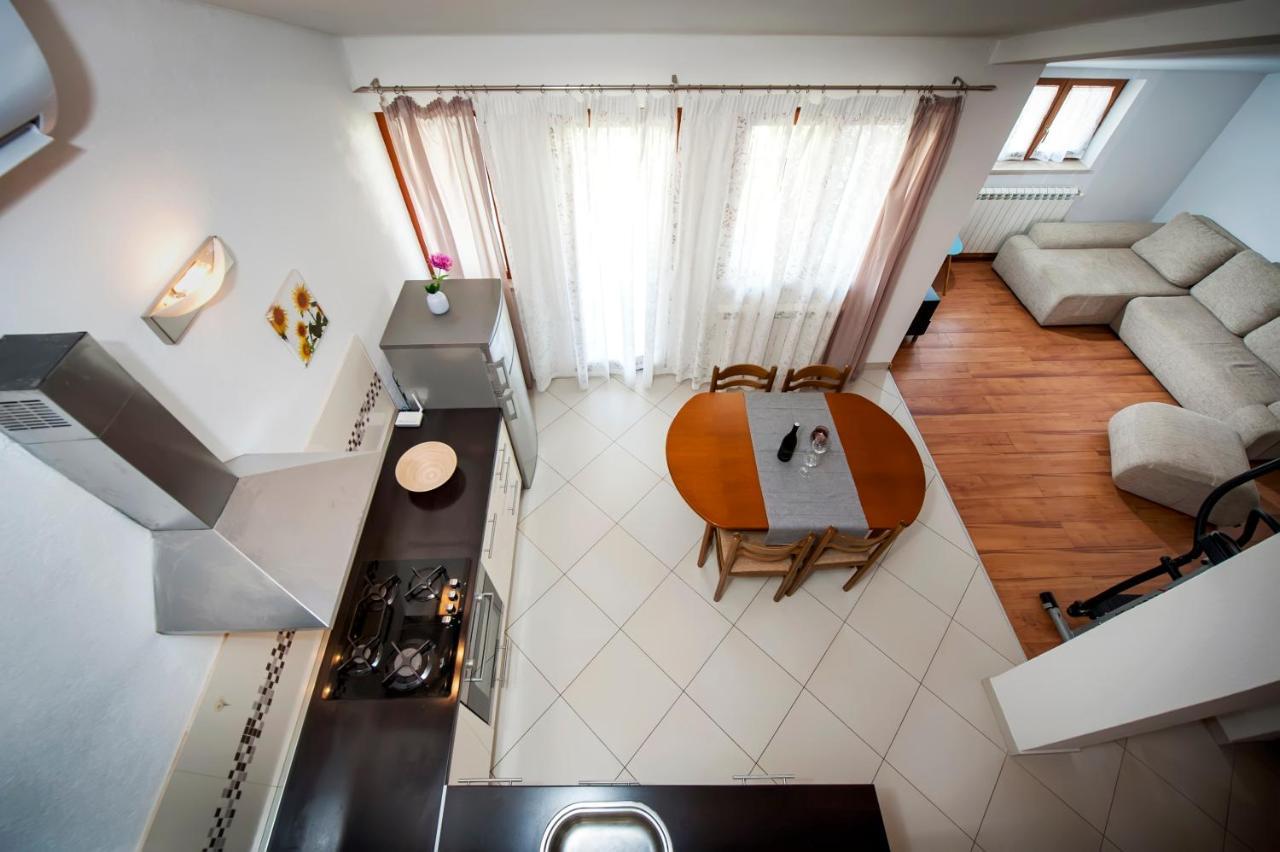 Apartments Vanda โรวีน ภายนอก รูปภาพ